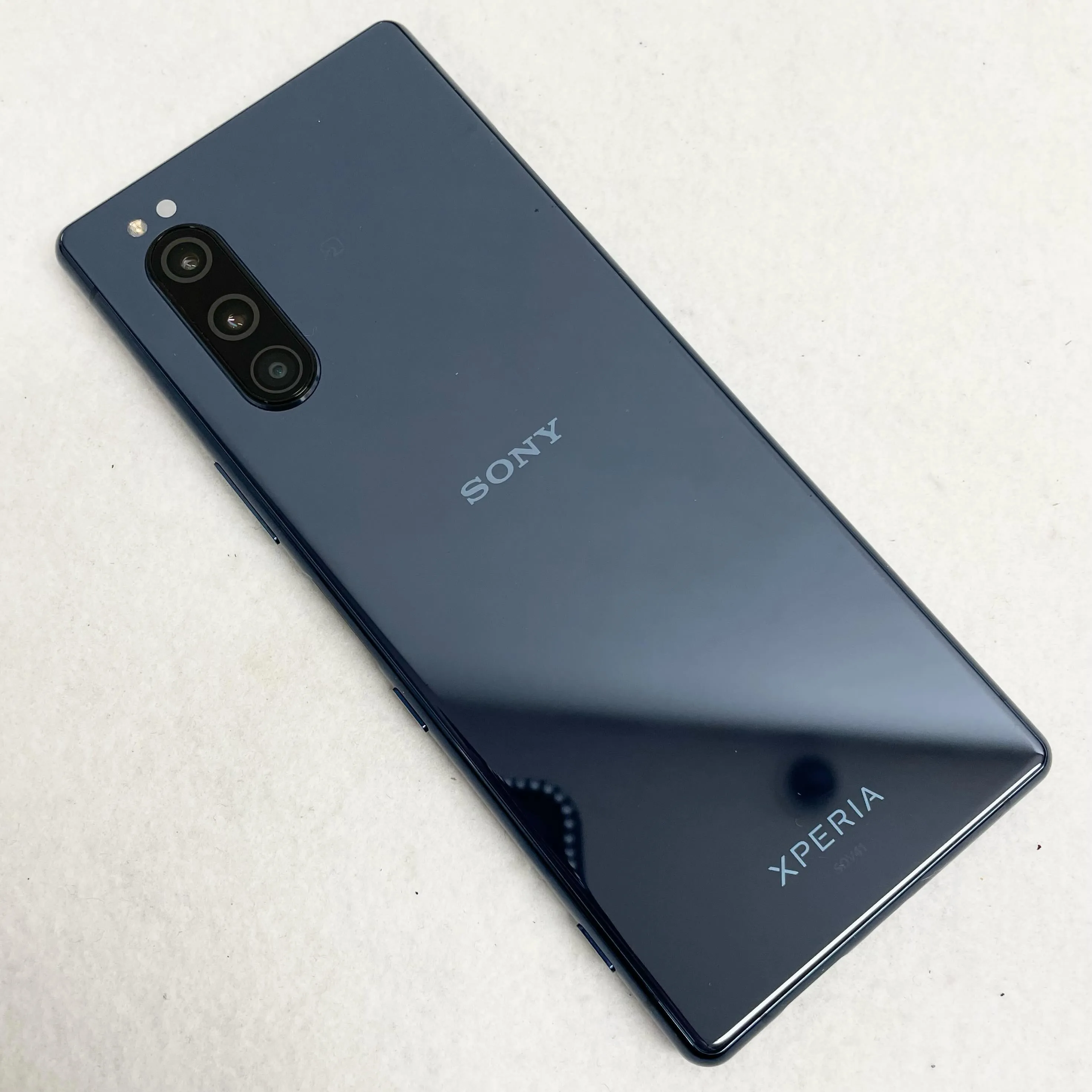 本日は【Xperia5 SOV41】をお買取いたしました。