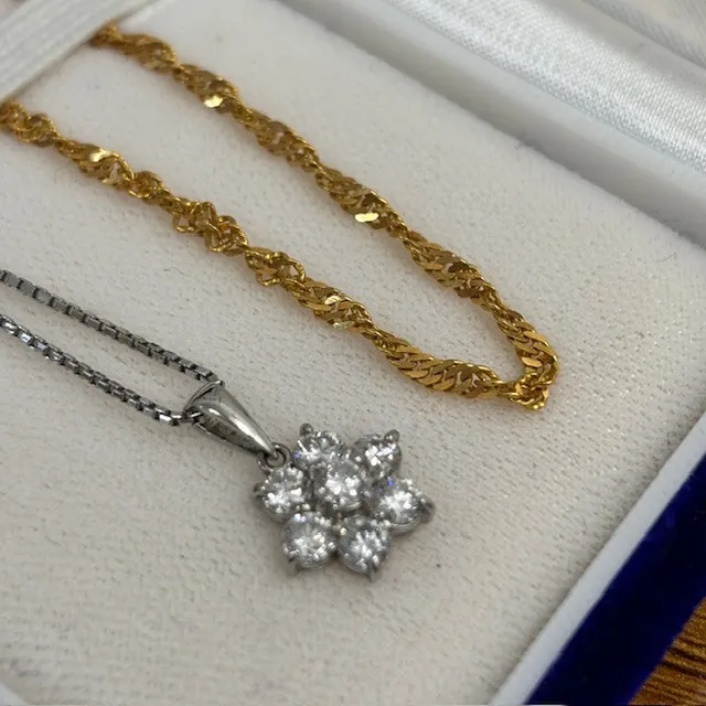 本日は【K18/PT900 ネックレス】をお買取いたしました...